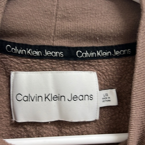 Calvin Klein Jeans Cropped Funnel Neck Sweatshirt | Size L Mauve - Picture 3 of 6
